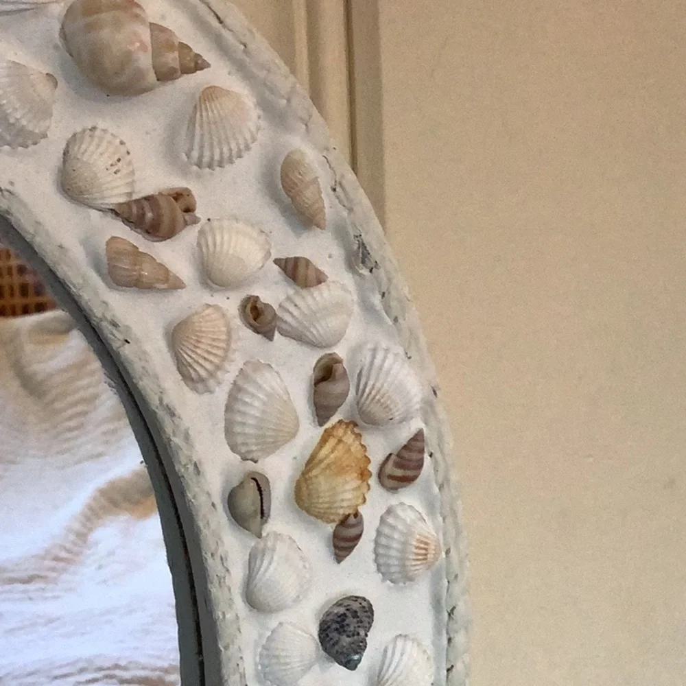 Vintage Chalk-ware Seashell Encrusted Oval Mirror